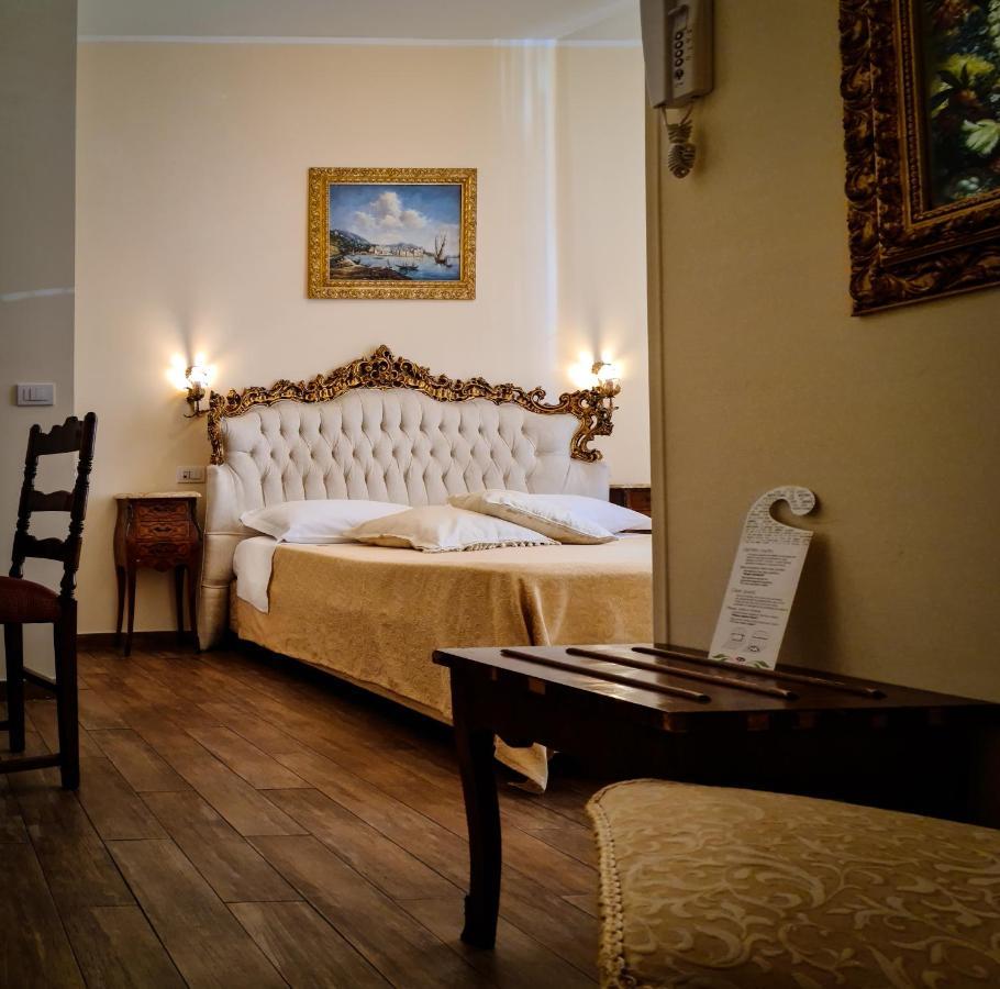 B&B Joan'S Heritage Taormina Ngoại thất bức ảnh