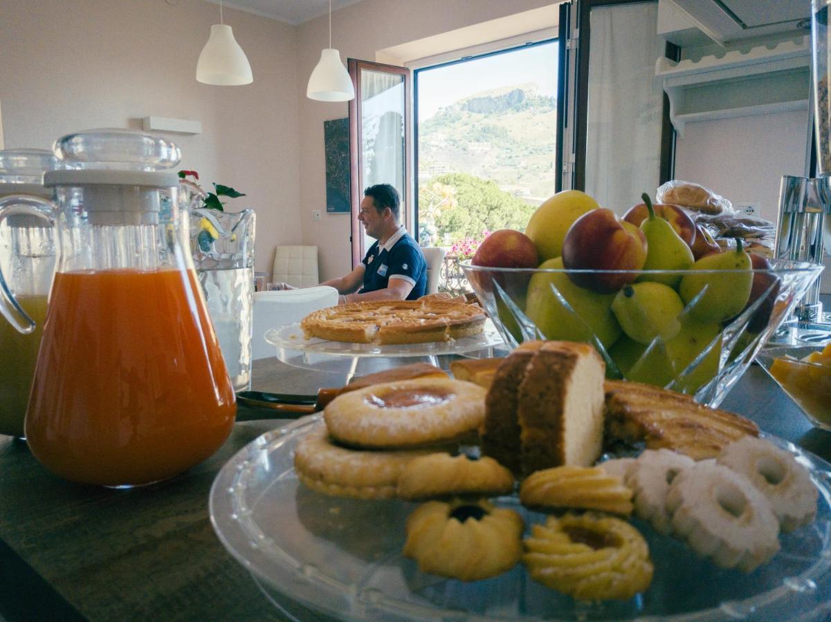 B&B Joan'S Heritage Taormina Ngoại thất bức ảnh