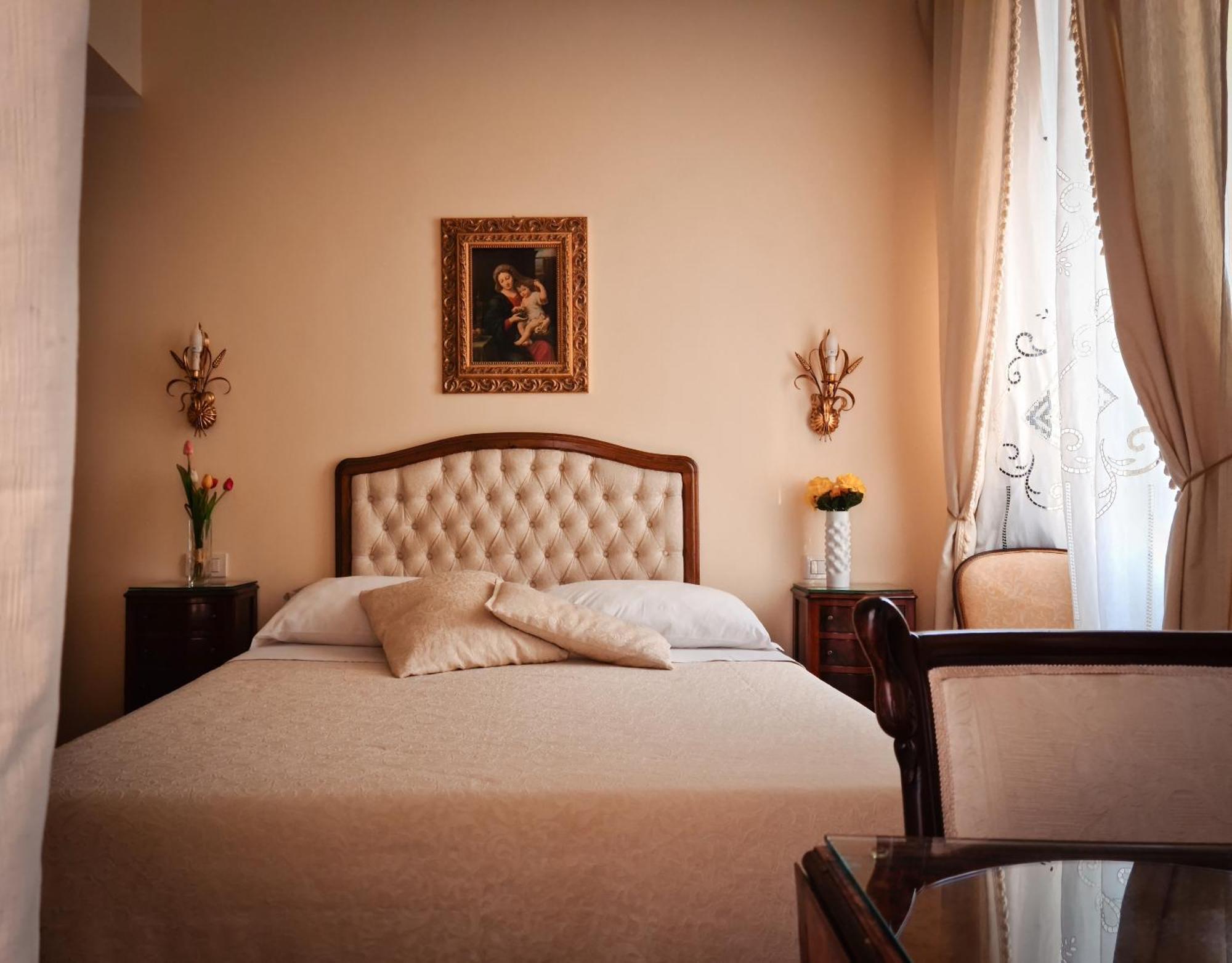 B&B Joan'S Heritage Taormina Phòng bức ảnh